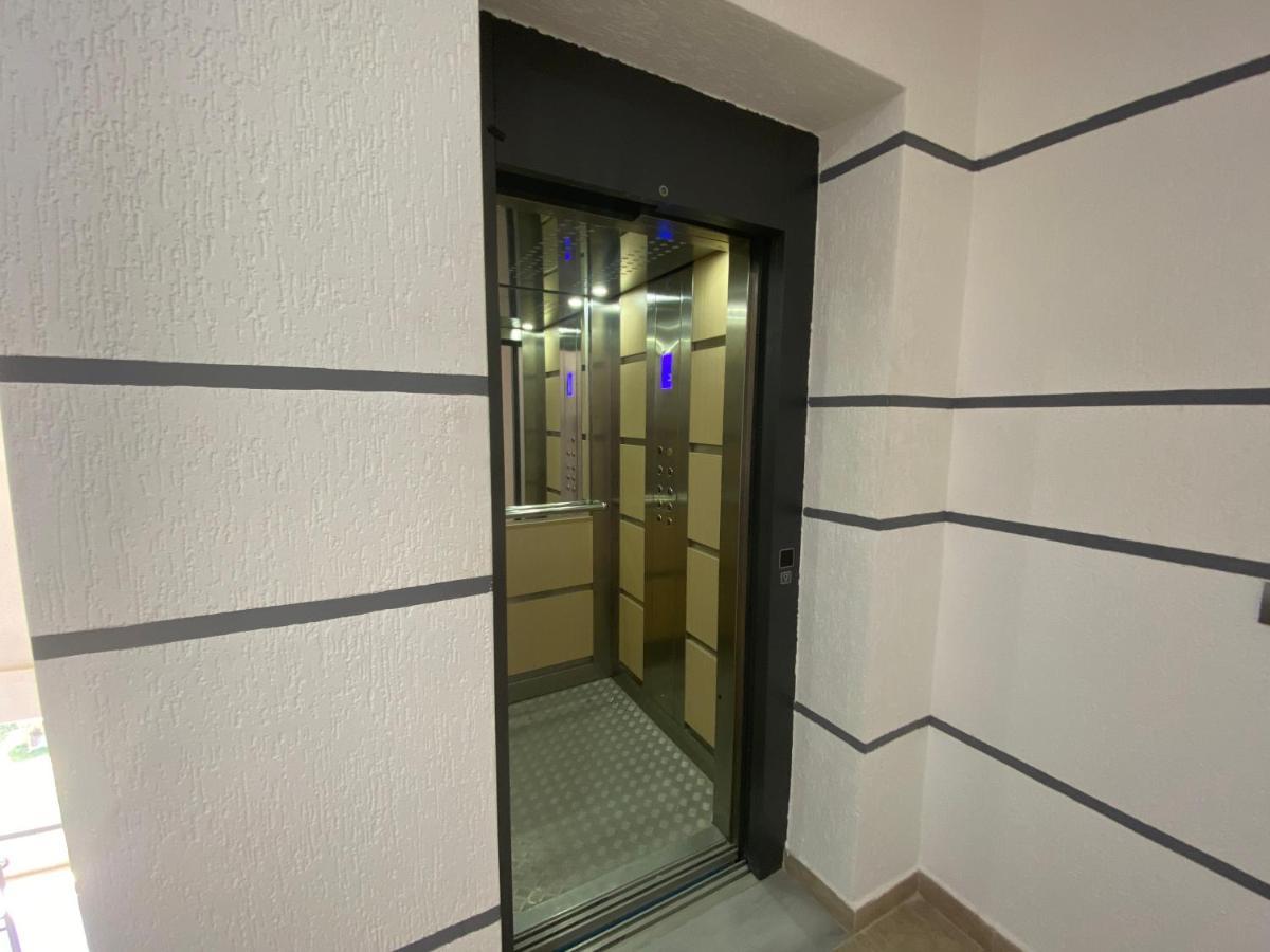 Guest'S Apartament Pogradec Exterior foto